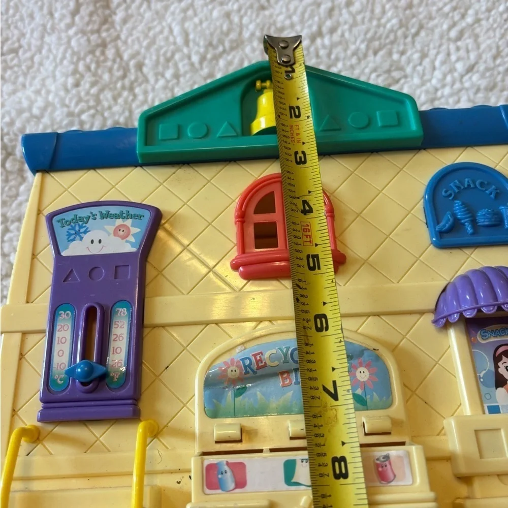 School Dollhouse  MY KINDERGARTEN Plastic Building Vintage 90's Toy